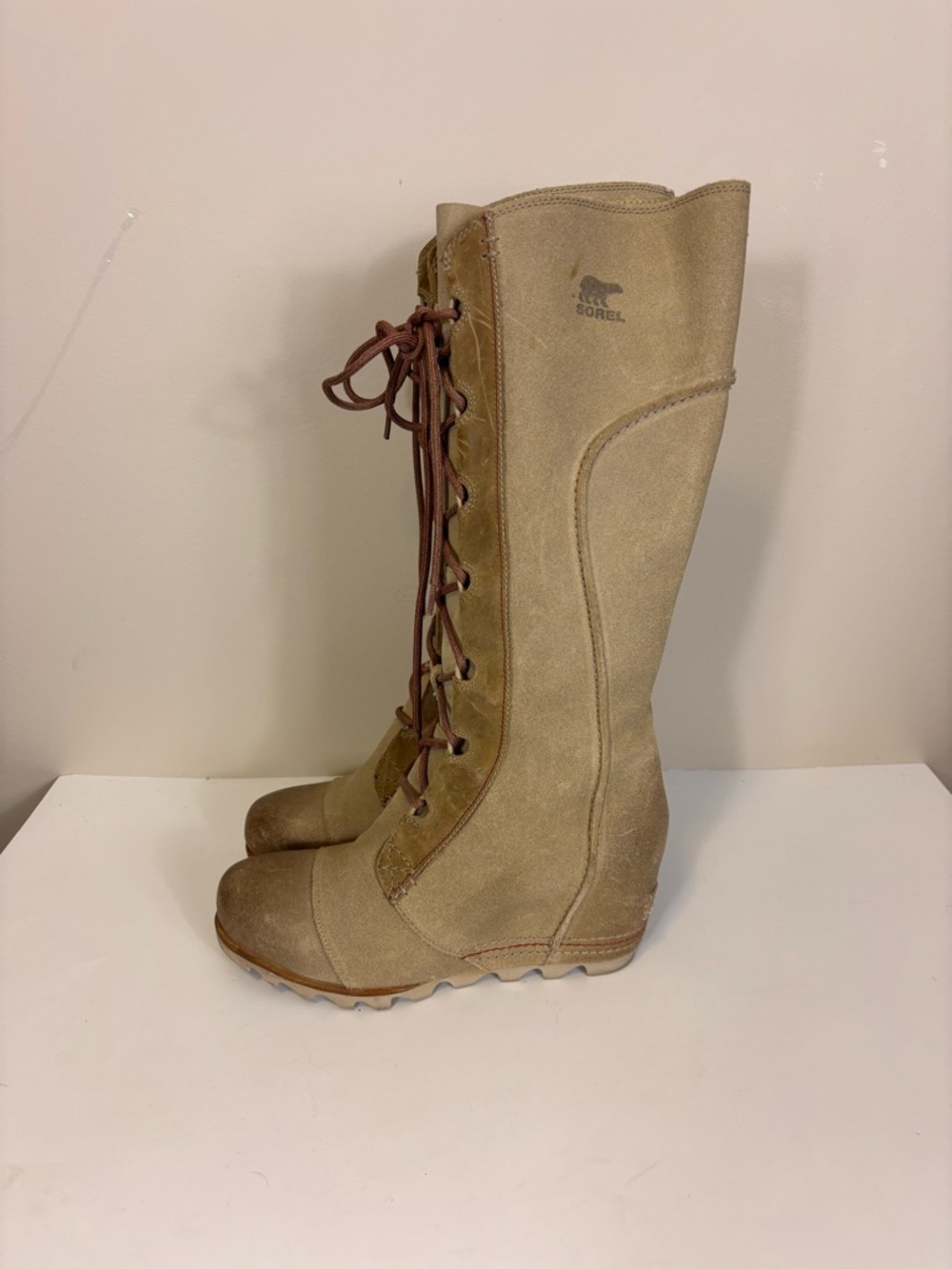 Sorel Cate The Great Lace-Up Tall Wedge Boots in Tan with Brown Laces 9.5
